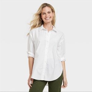 Universal Thread Oversized Long Sleeve Collared Button-Down Shirt